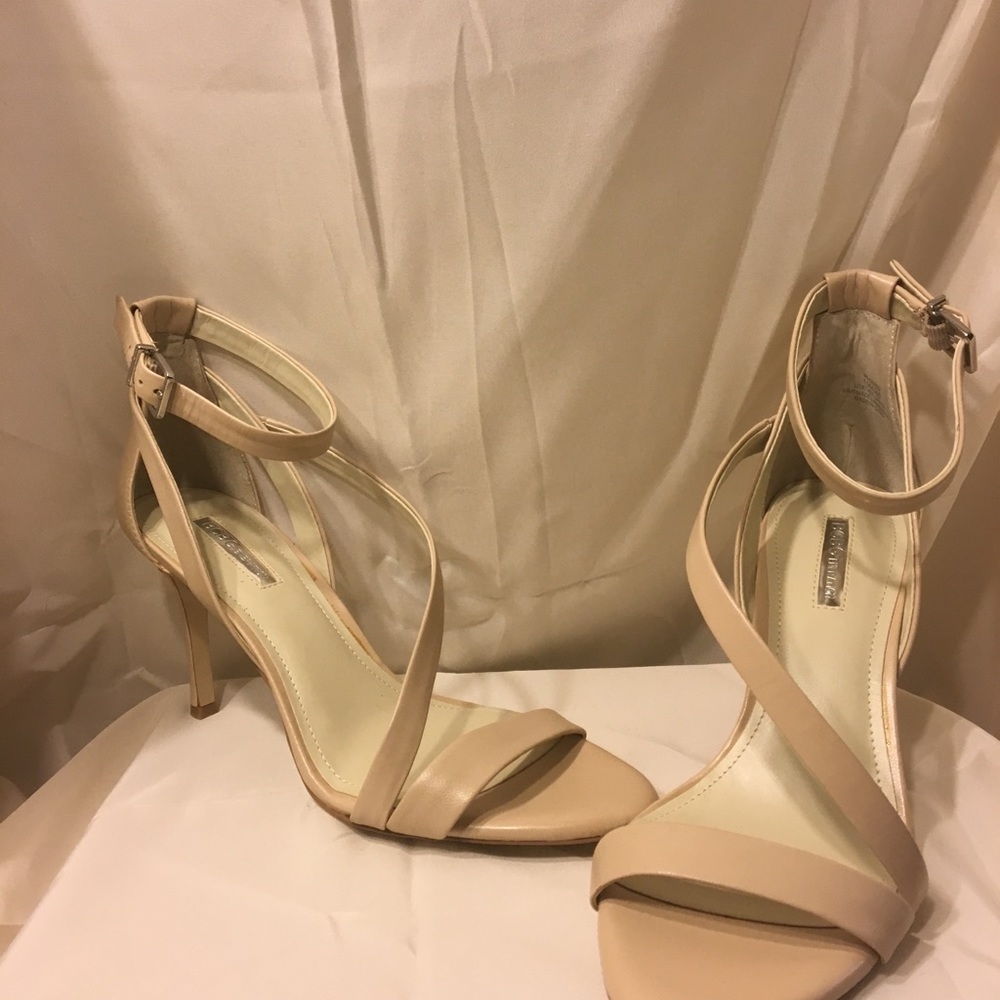 BCBG shoes